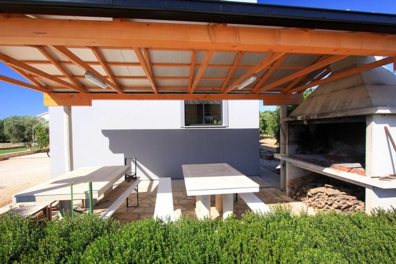 Vila Perunika Sukosan Exterior photo
