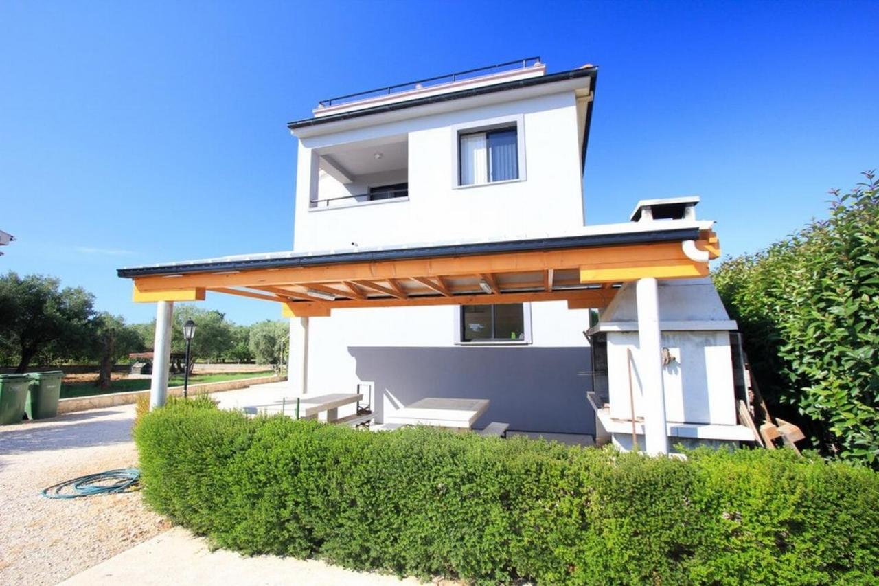 Vila Perunika Sukosan Exterior photo